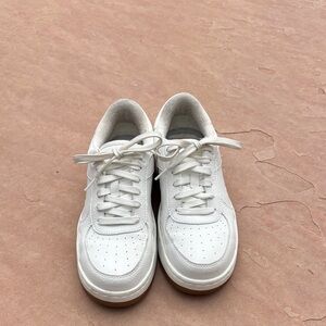 Alo recovery sneakers